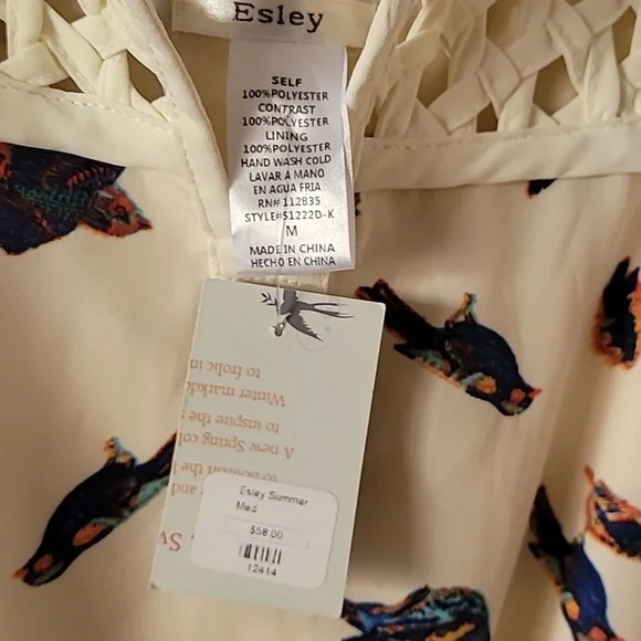 Esley Dress. Birds. NWT. Size Medium. - Picture 4 of 5